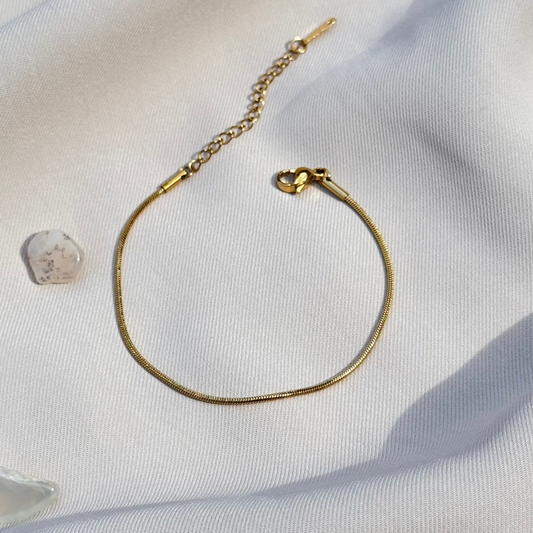 Dainty Love Bracelet