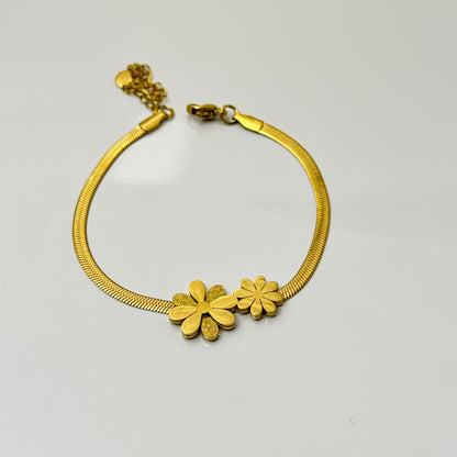 Daisy Chain Bracelet