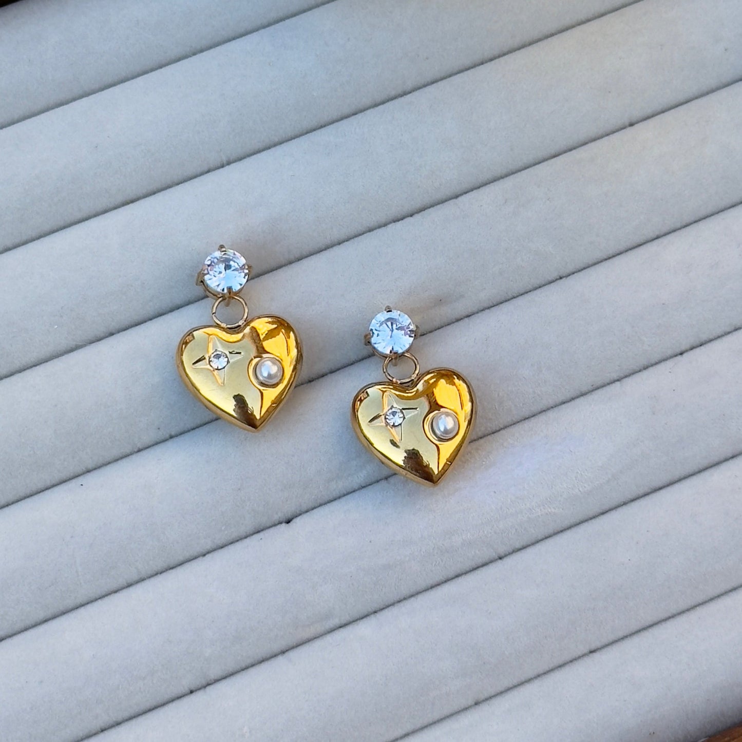 Stud Love Earrings