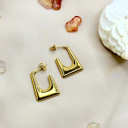 Cubic U Hoop Earrings
